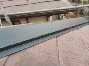 棟板金交換工事、ガルバニウム鋼板|屋根リフォームメニュー|栃木県宇都宮市の屋根リフォーム・屋根板金・雨漏りならスミタイ