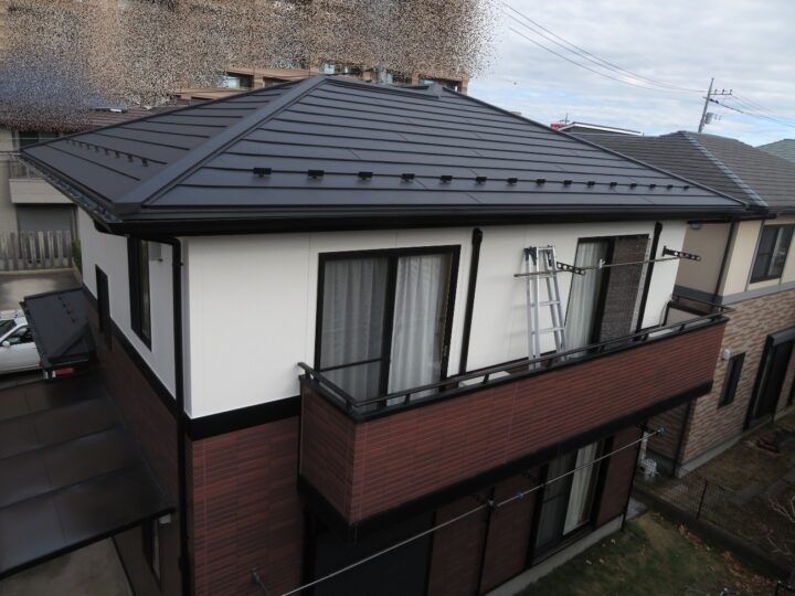 栃木県宇都宮市 U様邸 屋根カバー工事『アイジー工業 スーパーガルテクト』