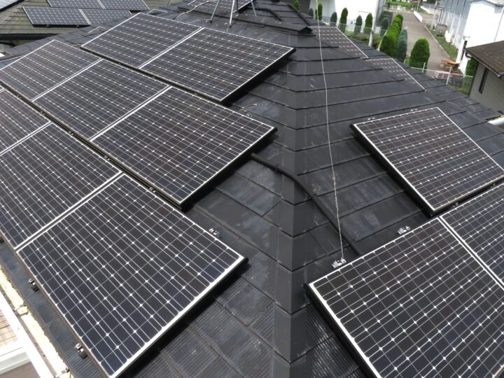 栃木県さくら市 F様邸 屋根カバー工法『LIXIL Tルーフ クラシックR』