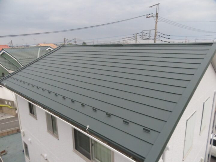 栃木県宇都宮市 A様邸 屋根カバー工法『アイジー工業 スーパーガルテクト』