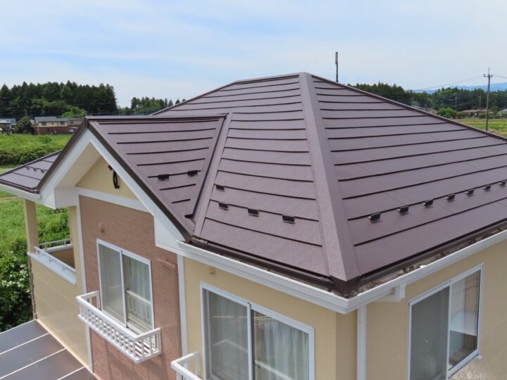 栃木県日光市 Ｕ様邸 屋根カバー工法『アイジー工業 スーパーガルテクト』